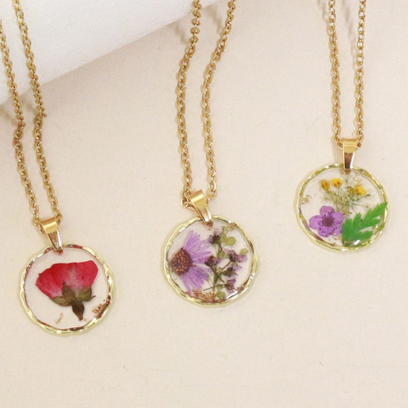 Collier avec pendentif en fleu - Dried Flower Bouquet avis et prix
