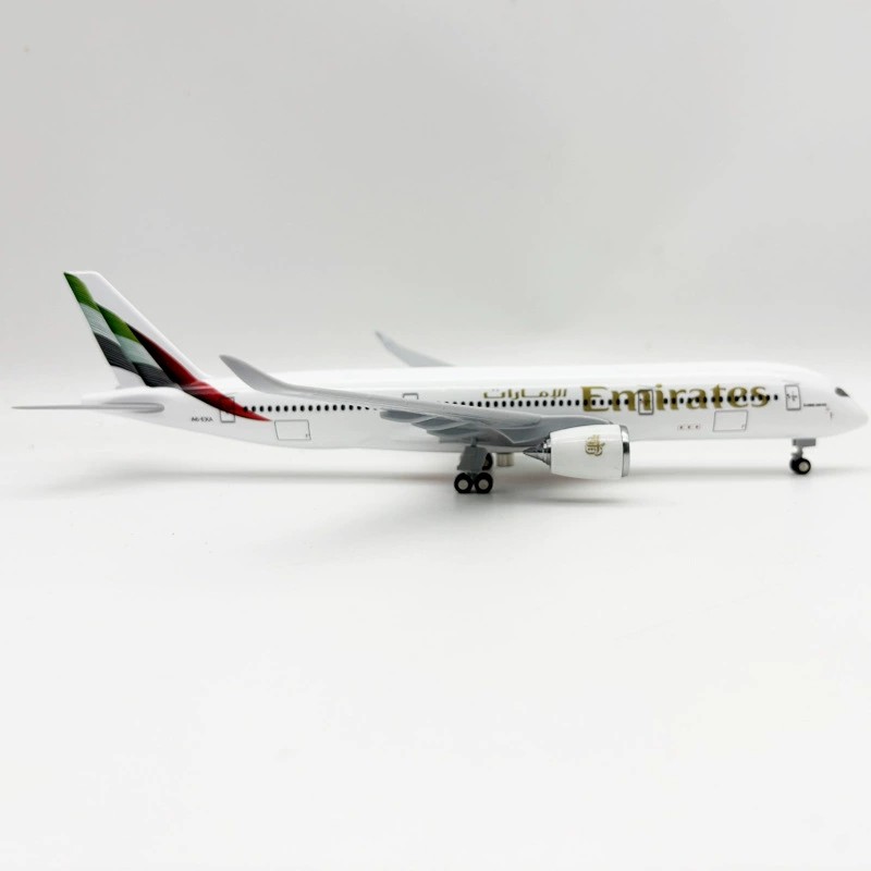 Modèle d'avion en résine Airbu - Home Decor Uae avis et prix